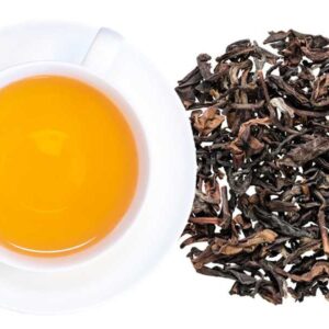 Organic Blood Orange Oolong featuring premium organic loose leaf oolong tea with vibrant natural blood orange flavour beside a freshly brewed cup of citrus oolong tea.
